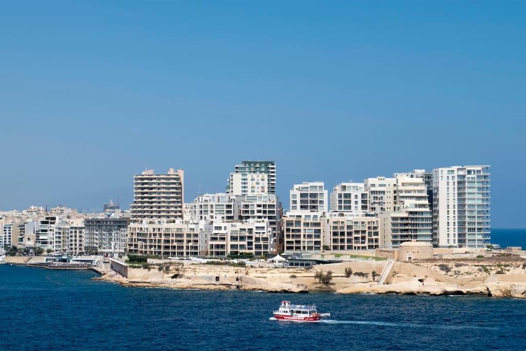 Vallettastay - Harbor View Gem- Sea View 1 Bed Apt エクステリア 写真